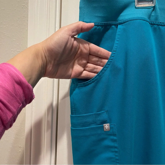 FIGS Kade Cargo Scrub Pants Teal Sz XXL Scrubs Nursing - Picture 4 of 12